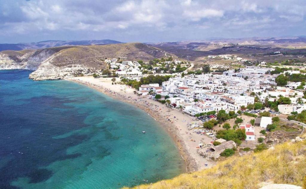 Apartamento Agua Amarga Design Exterior foto